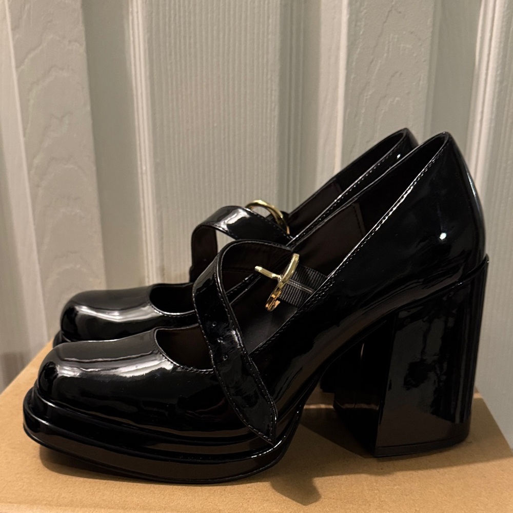 Steve Madden Nabella  Mary Jane Heels - Picture 3 of 12